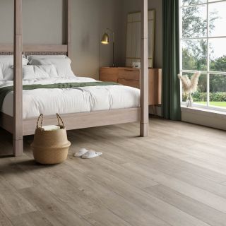 Heartwood Oak Brandy Brushed & Matt Lacquered